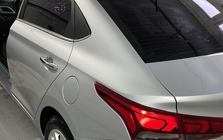 Hyundai Solaris II рестайлинг, 2019 год, 1 395 000 рублей, 3 фотография