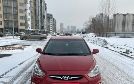 Hyundai Solaris II рестайлинг, 2013 год, 1 190 000 рублей, 2 фотография