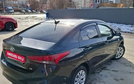 Hyundai Solaris II рестайлинг, 2018 год, 1 260 000 рублей, 3 фотография