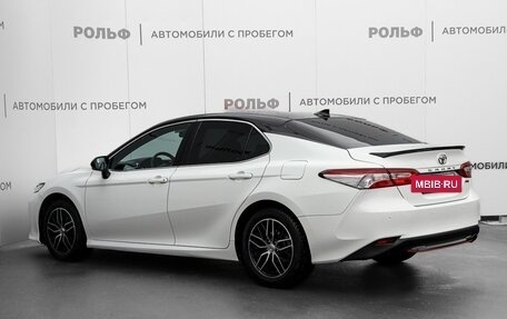 Toyota Camry, 2018 год, 2 850 000 рублей, 7 фотография