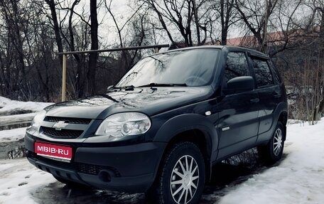 Chevrolet Niva I рестайлинг, 2012 год, 580 000 рублей, 1 фотография