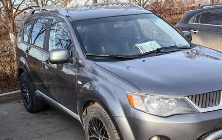 Mitsubishi Outlander III рестайлинг 3, 2007 год, 1 350 000 рублей, 4 фотография