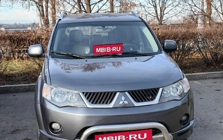 Mitsubishi Outlander III рестайлинг 3, 2007 год, 1 350 000 рублей, 3 фотография