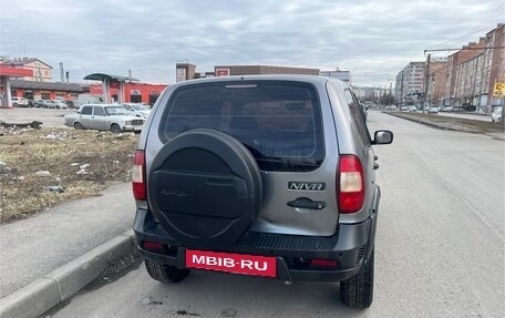 Chevrolet Niva I рестайлинг, 2006 год, 360 000 рублей, 3 фотография