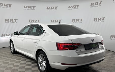 Skoda Superb III рестайлинг, 2016 год, 1 899 000 рублей, 6 фотография