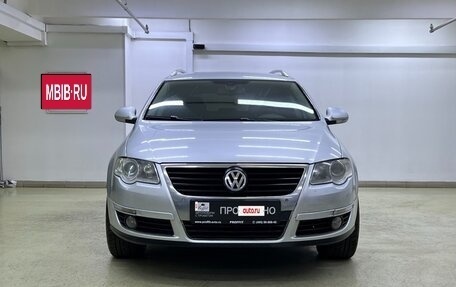 Volkswagen Passat B6, 2010 год, 699 000 рублей, 2 фотография