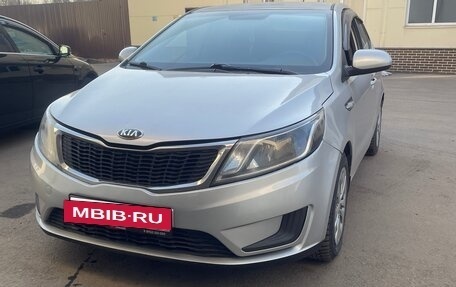 KIA Rio III рестайлинг, 2015 год, 955 000 рублей, 2 фотография