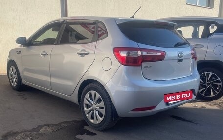 KIA Rio III рестайлинг, 2015 год, 955 000 рублей, 4 фотография