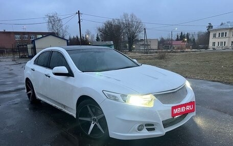 Honda Accord VIII рестайлинг, 2012 год, 980 000 рублей, 2 фотография