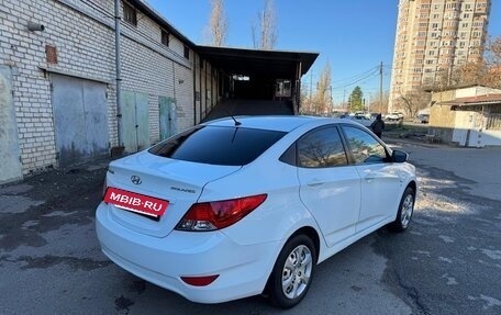 Hyundai Solaris II рестайлинг, 2013 год, 710 000 рублей, 4 фотография