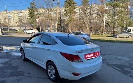 Hyundai Solaris II рестайлинг, 2013 год, 710 000 рублей, 3 фотография