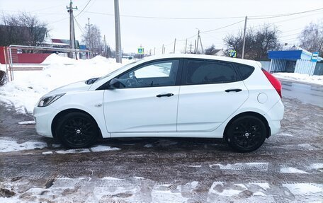 Hyundai Solaris II рестайлинг, 2012 год, 850 000 рублей, 2 фотография