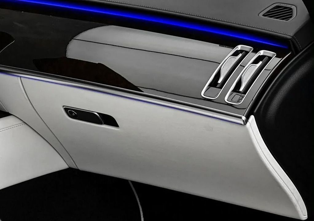 Mercedes-Benz S-Класс AMG, 2024 год, 33 700 000 рублей, 25 фотография