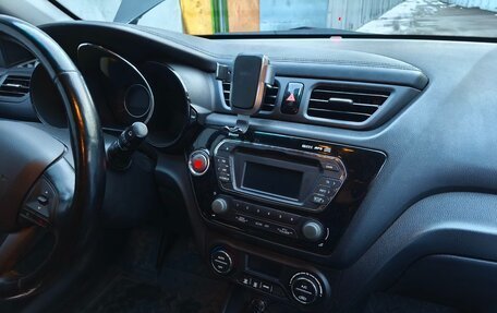 KIA Rio III рестайлинг, 2013 год, 999 999 рублей, 12 фотография