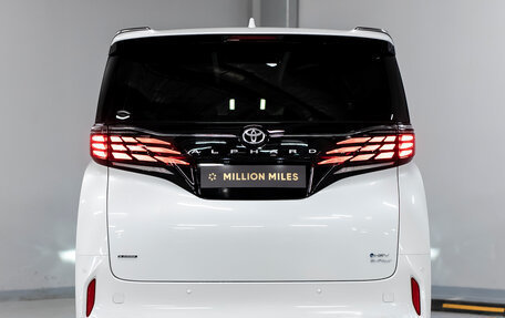 Toyota Alphard, 2024 год, 15 400 000 рублей, 8 фотография