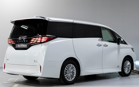 Toyota Alphard, 2024 год, 15 400 000 рублей, 6 фотография