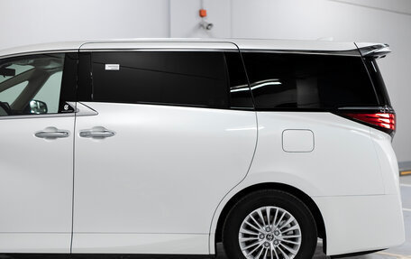 Toyota Alphard, 2024 год, 15 400 000 рублей, 11 фотография