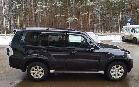 Mitsubishi Pajero IV, 2013 год, 2 650 000 рублей, 6 фотография