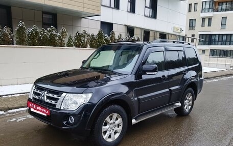 Mitsubishi Pajero IV, 2013 год, 2 650 000 рублей, 2 фотография