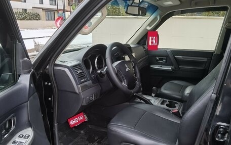 Mitsubishi Pajero IV, 2013 год, 2 650 000 рублей, 7 фотография