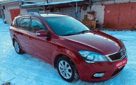 KIA cee'd I рестайлинг, 2010 год, 900 000 рублей, 3 фотография