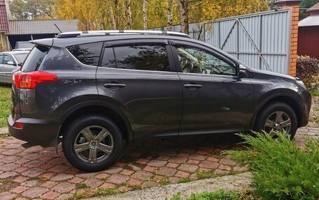 Toyota RAV4, 2014 год, 2 000 000 рублей, 4 фотография