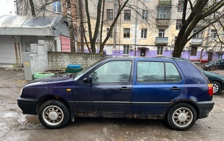 Volkswagen Golf III, 1995 год, 127 000 рублей, 2 фотография