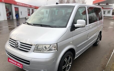 Volkswagen Multivan T5, 2003 год, 1 000 000 рублей, 2 фотография