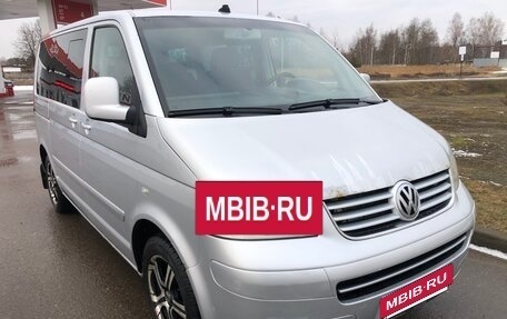 Volkswagen Multivan T5, 2003 год, 1 000 000 рублей, 8 фотография