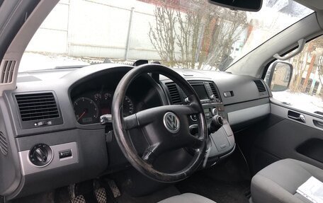 Volkswagen Multivan T5, 2003 год, 1 000 000 рублей, 20 фотография