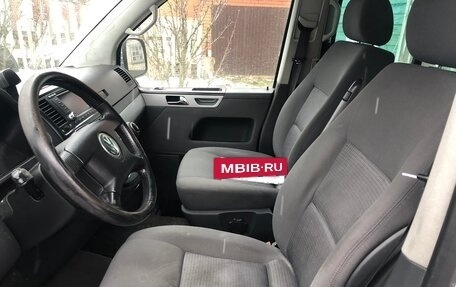 Volkswagen Multivan T5, 2003 год, 1 000 000 рублей, 19 фотография