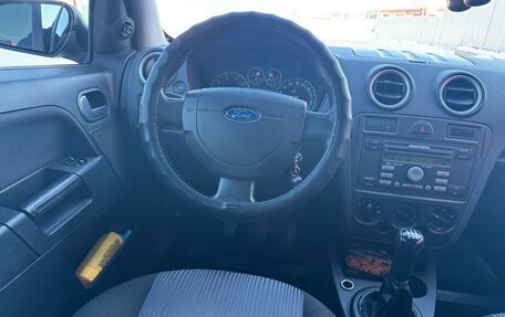 Ford Fusion I, 2006 год, 450 000 рублей, 8 фотография