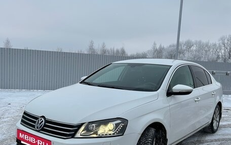 Volkswagen Passat B7, 2011 год, 885 000 рублей, 3 фотография