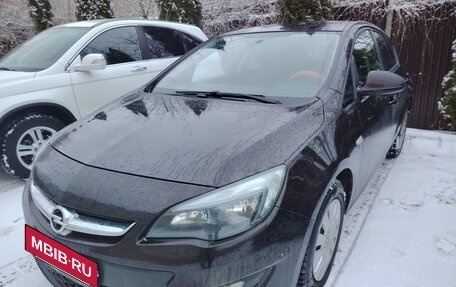 Opel Astra J, 2013 год, 780 000 рублей, 3 фотография