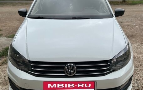 Volkswagen Polo VI (EU Market), 2016 год, 850 000 рублей, 2 фотография