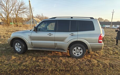 Mitsubishi Pajero III рестайлинг, 2005 год, 995 000 рублей, 10 фотография