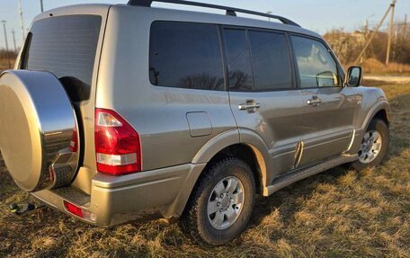 Mitsubishi Pajero III рестайлинг, 2005 год, 995 000 рублей, 15 фотография