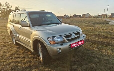 Mitsubishi Pajero III рестайлинг, 2005 год, 995 000 рублей, 16 фотография