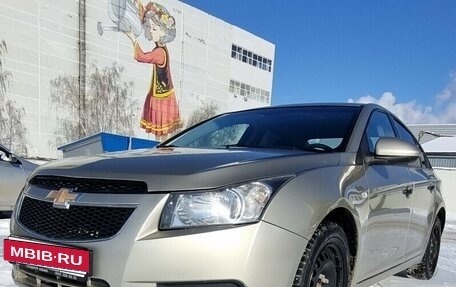 Chevrolet Cruze II, 2012 год, 680 000 рублей, 2 фотография