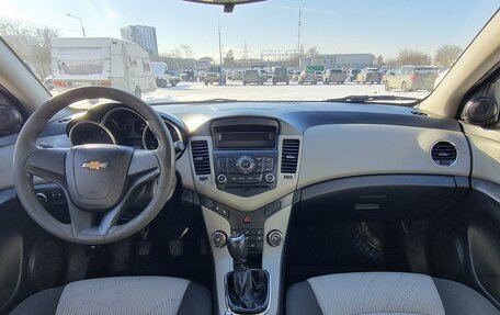 Chevrolet Cruze II, 2012 год, 680 000 рублей, 4 фотография