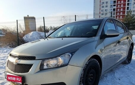 Chevrolet Cruze II, 2012 год, 680 000 рублей, 8 фотография