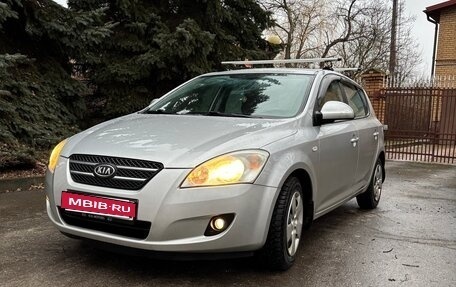 KIA cee'd I рестайлинг, 2009 год, 625 000 рублей, 1 фотография