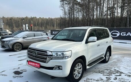 Toyota Land Cruiser 200, 2016 год, 5 900 000 рублей, 1 фотография