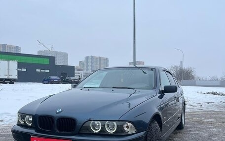 BMW 5 серия, 1996 год, 580 000 рублей, 1 фотография