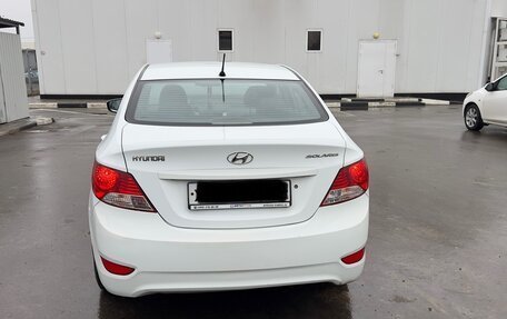 Hyundai Solaris II рестайлинг, 2011 год, 630 000 рублей, 2 фотография