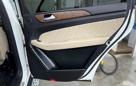 Mercedes-Benz GL-Класс, 2015 год, 3 160 000 рублей, 14 фотография