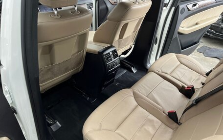 Mercedes-Benz GL-Класс, 2015 год, 3 160 000 рублей, 21 фотография