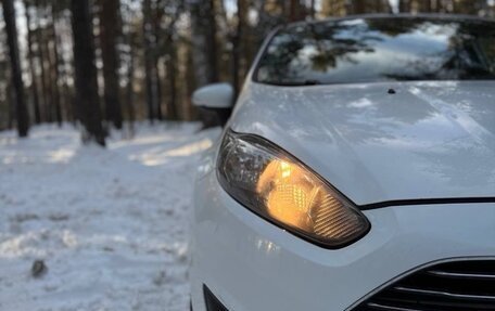 Ford Fiesta, 2015 год, 730 000 рублей, 11 фотография