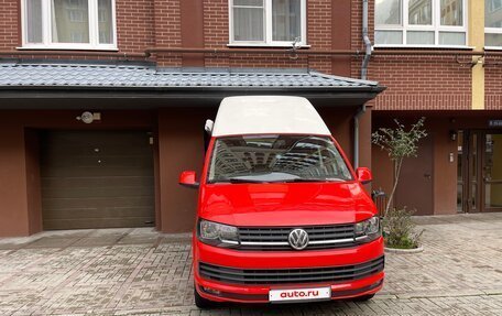 Volkswagen Transporter T6 рестайлинг, 2016 год, 4 450 000 рублей, 2 фотография