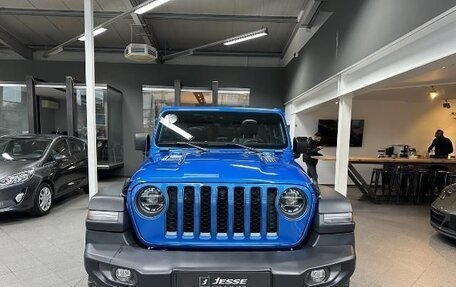 Jeep Wrangler, 2022 год, 4 673 485 рублей, 2 фотография